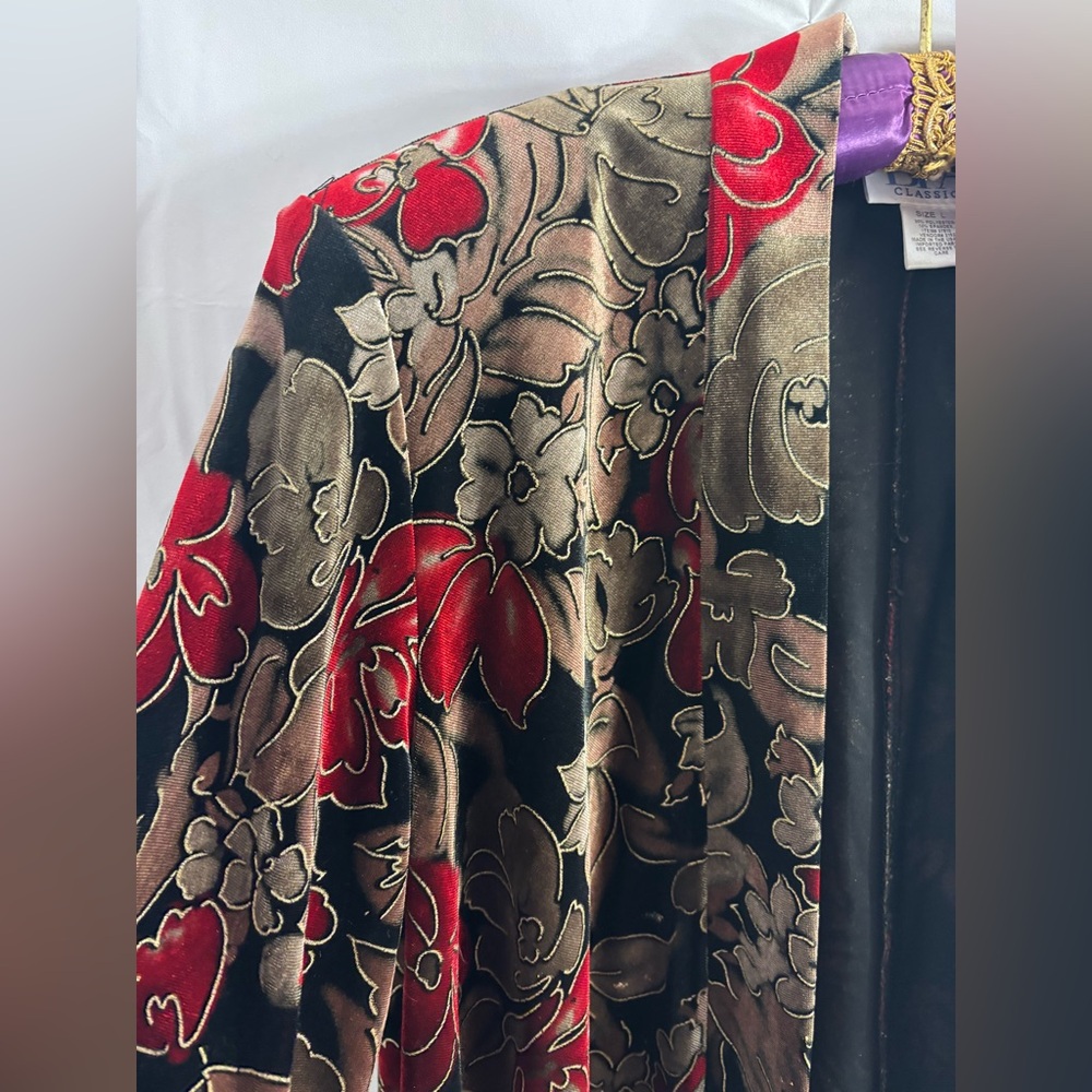 VTG Women's L Velvet Black and Gold Metallic with Vibrant Red Floral - Picture 5 of 13